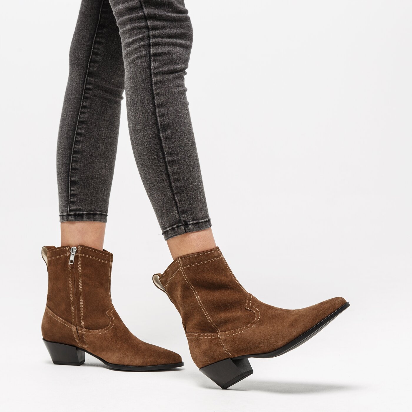 Damskie botki / sztyblety VAGABOND EMILY 481424010 kolor brązowy