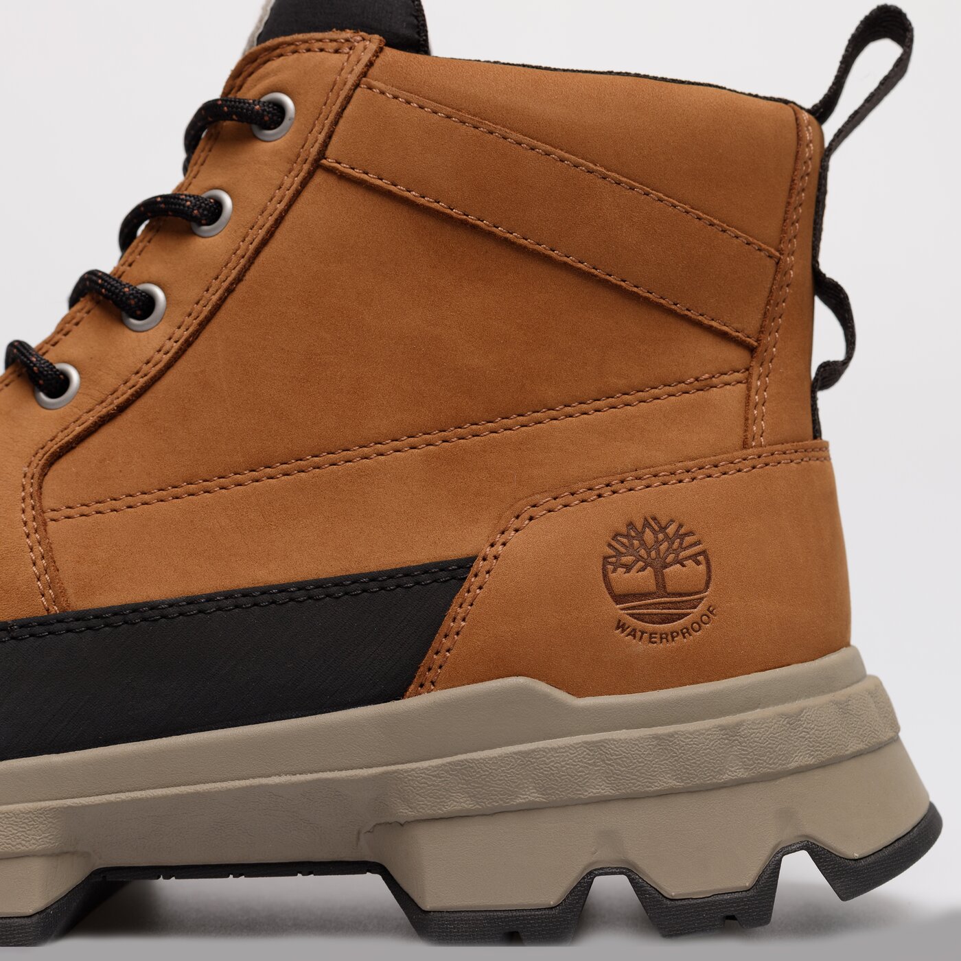 Męskie buty za kostkę TIMBERLAND TBL ORIG ULTRA WP CHUKKA tb0a5ushf131 kolor brązowy