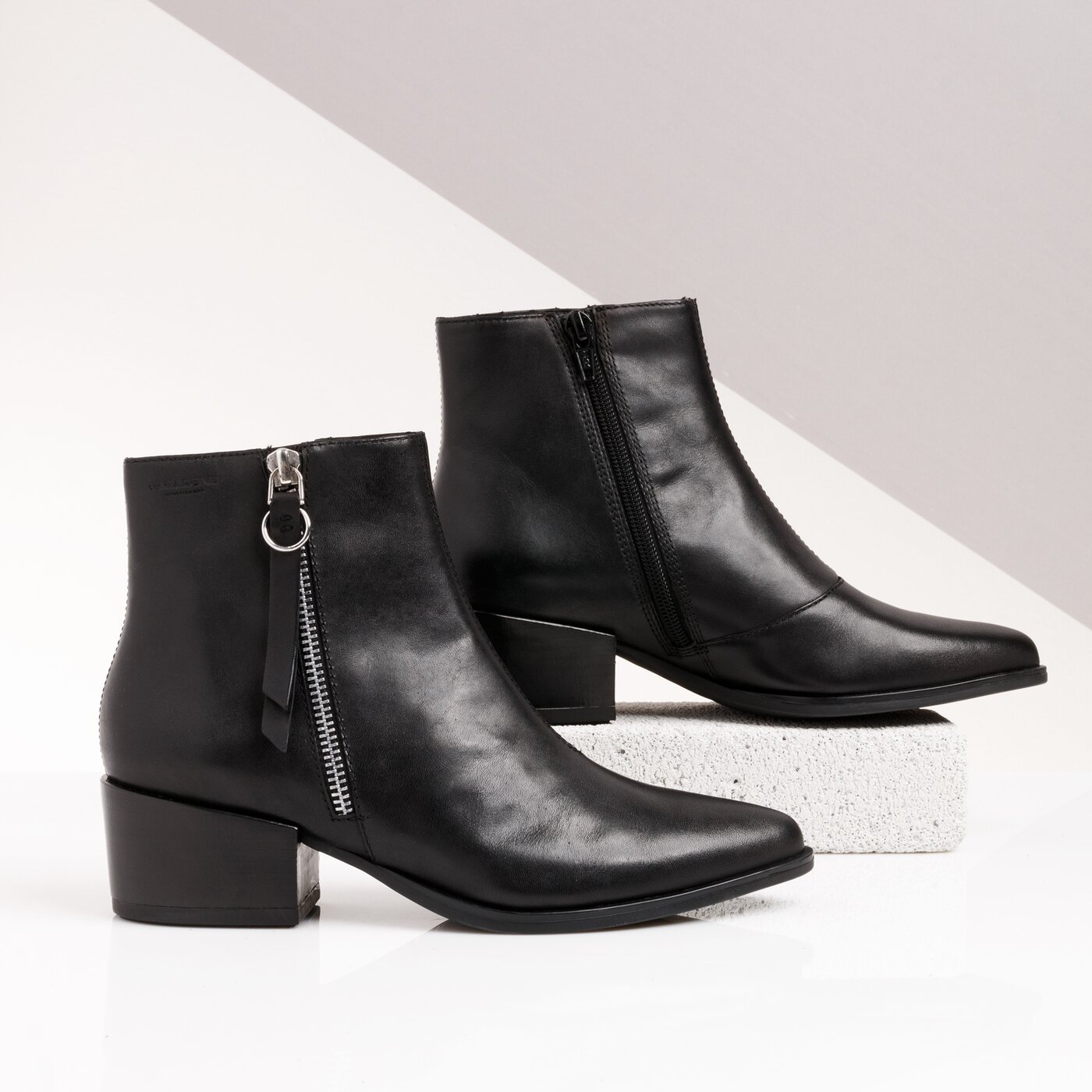 Damskie botki / sztyblety VAGABOND MARJA 481310120 kolor czarny