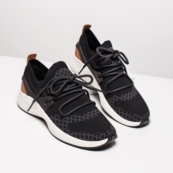 Damskie sneakersy (buty) TIMBERLAND FLYROAM GO KNIT CHUKKA a1sro kolor czarny