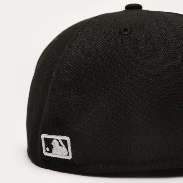 Damska czapka z daszkiem NEW ERA CZAPKA MLB BASIC NY YANKEES 10003436 kolor czarny