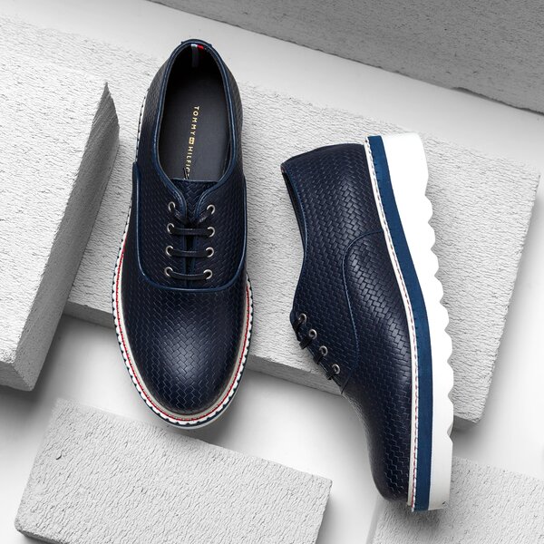 Damskie półbuty TOMMY HILFIGER P1285AULINA 2A fw0fw01040403 kolor granatowy