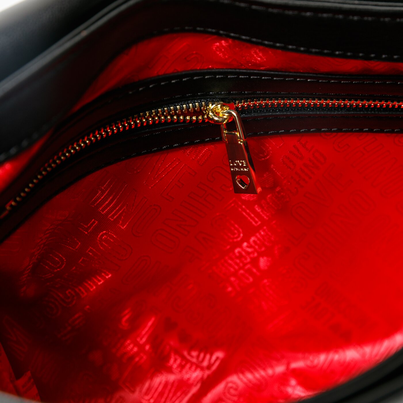 Damska torebka LOVE MOSCHINO TOREBKA SHOULDER BAG jc4200pp0cka0000 kolor czarny