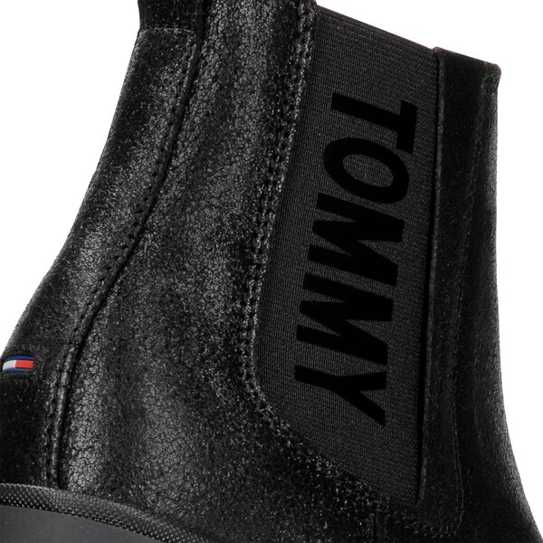 Damskie botki / sztyblety TOMMY HILFIGER METALLIC CLEATED CHELSEA BOOT en0en00341990 kolor czarny