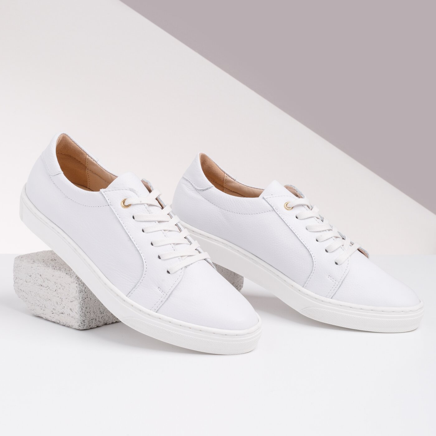 Damskie trampki SYMBIOSIS CLASSIC TENNIS SHOES  sywl120001 kolor biały