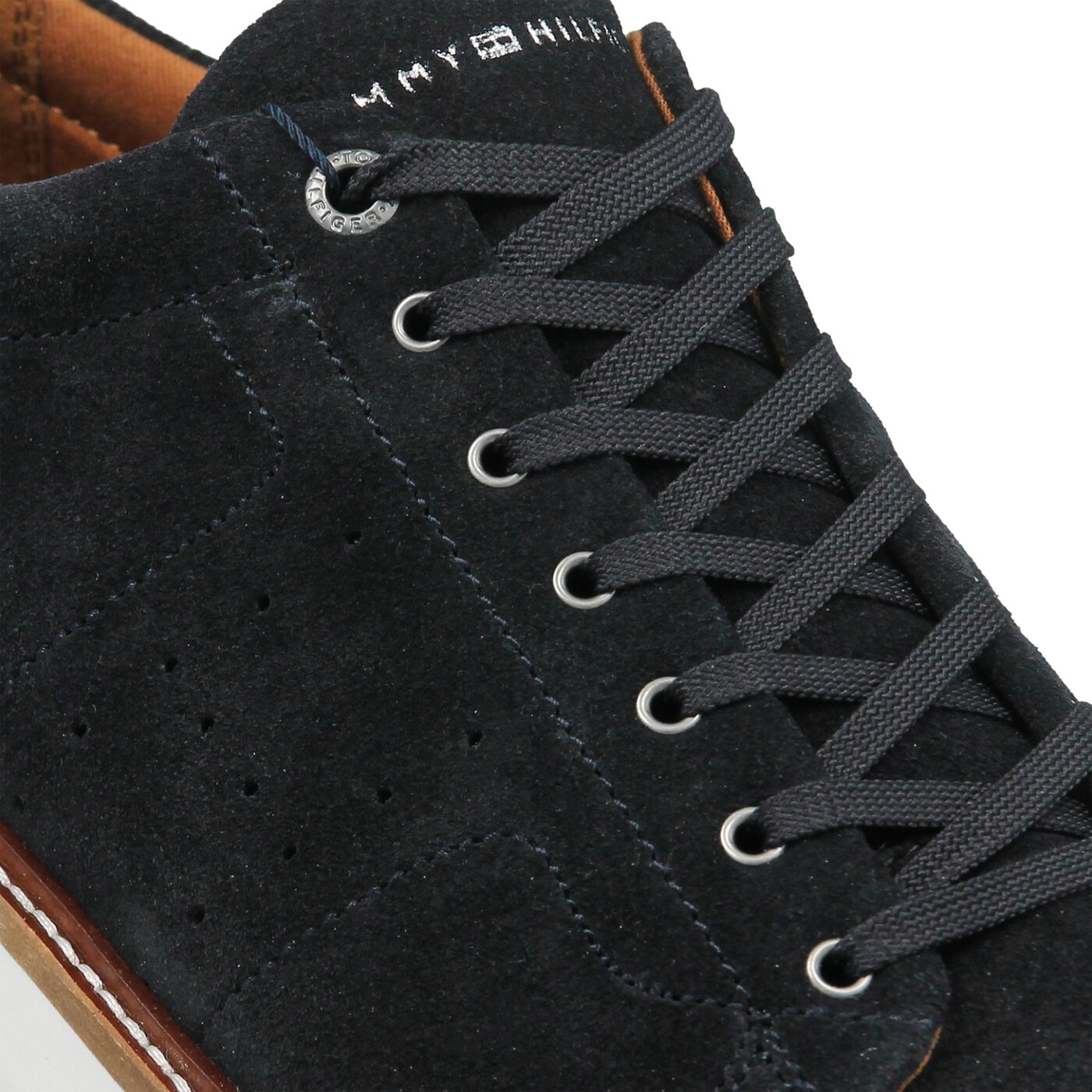 Męskie półbuty TOMMY HILFIGER HYBRID SUEDE LONG LACE SHOE fm0fm01338403 kolor granatowy