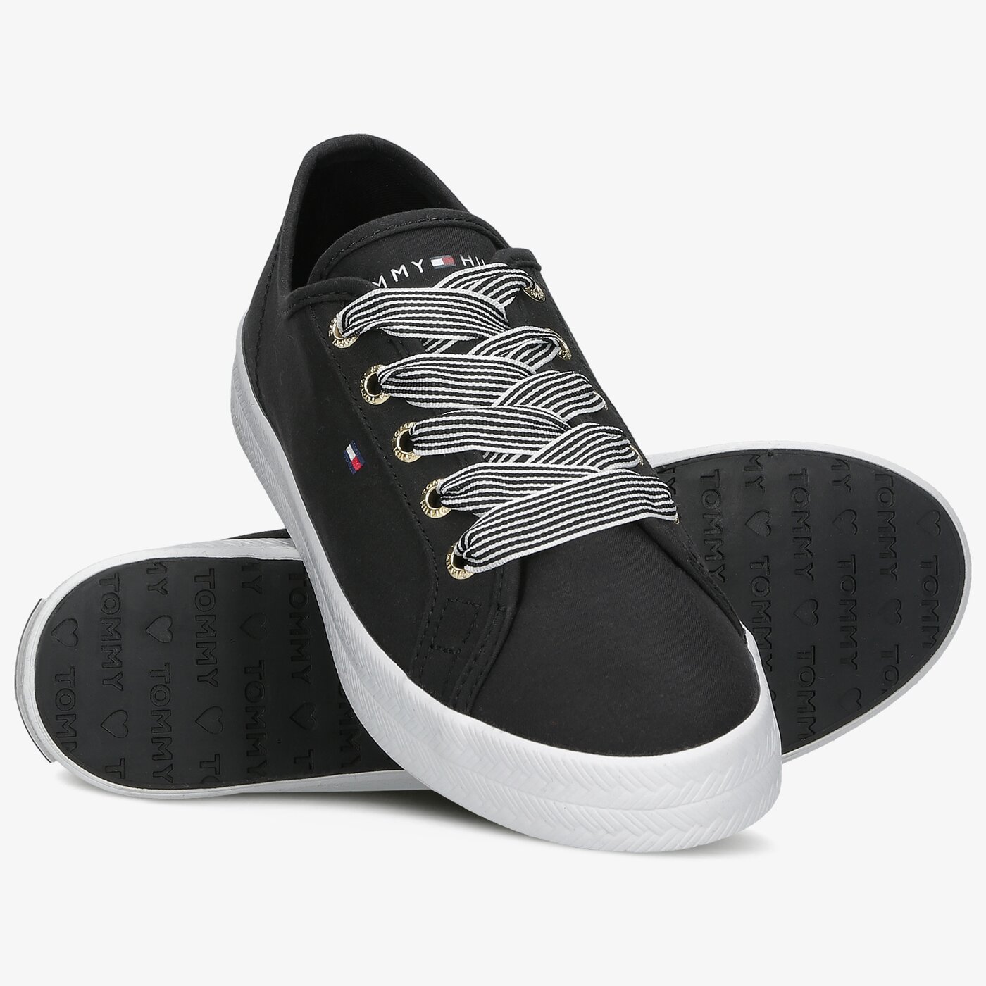 Damskie trampki TOMMY HILFIGER ESSENTIAL NAUTICAL SNEAKER fw0fw04848bds kolor czarny