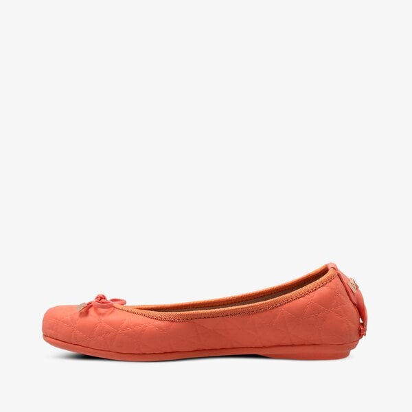 Damskie baleriny (buty) BUTTERFLY TWISTS TEGAN bt21043018 kolor czerwony