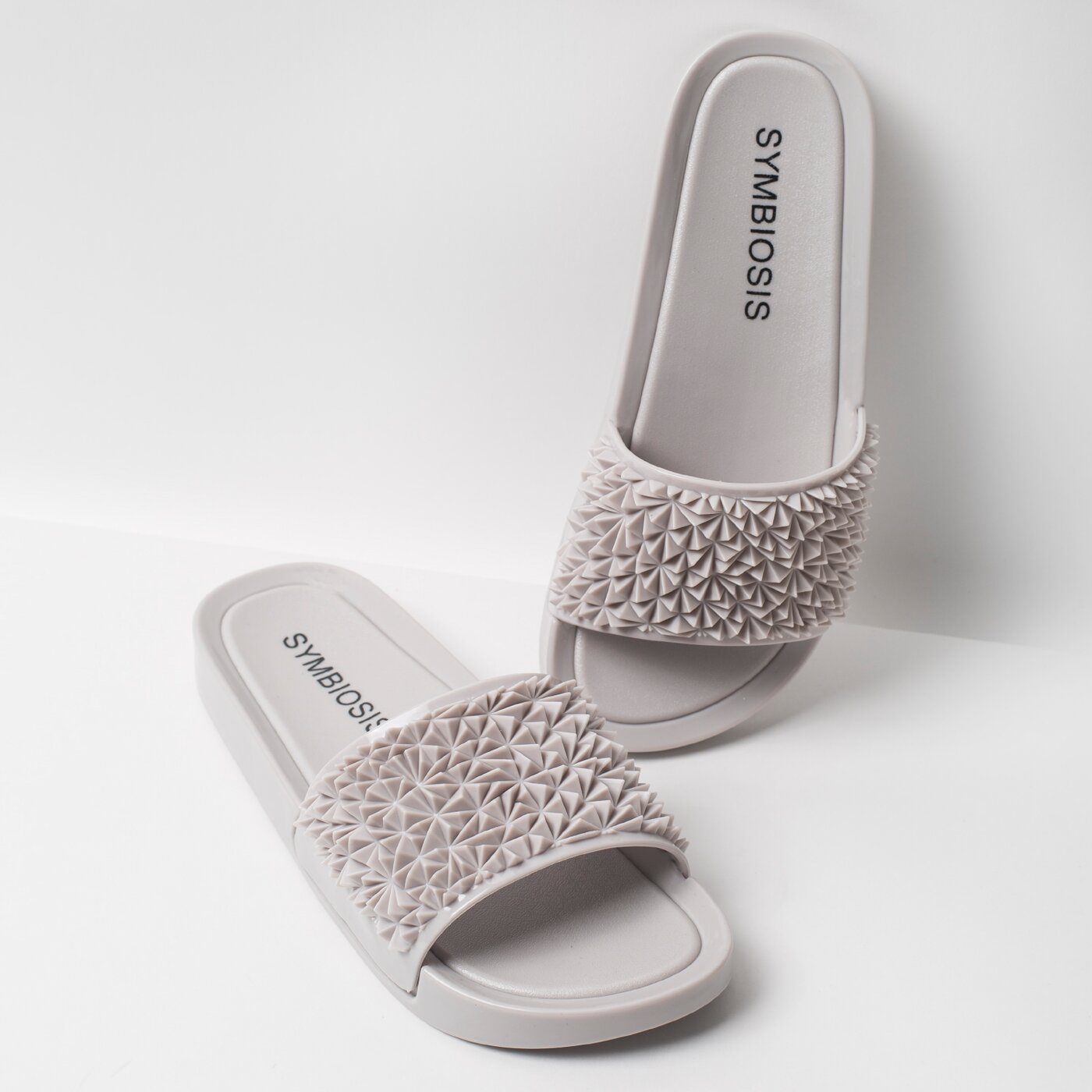Damskie klapki SYMBIOSIS NAOMI SLIDES  syws118005 kolor szary