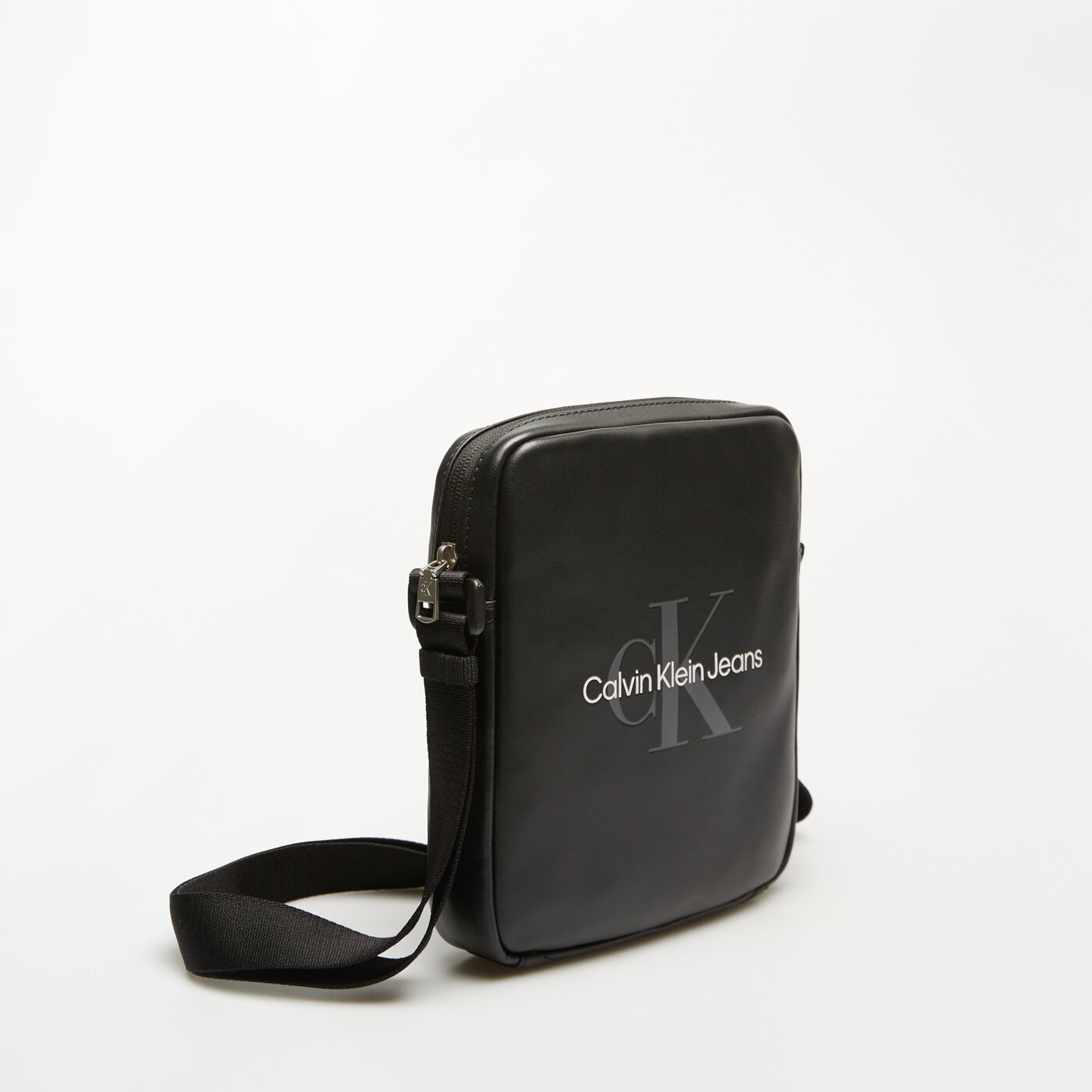 Damska torebka CALVIN KLEIN TOREBKA MONOGRAM SOFT REPORTER18 k50k512448beh kolor czarny