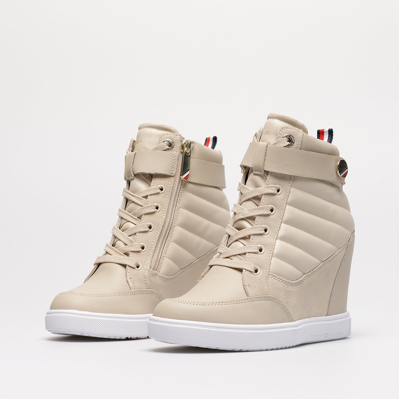 Damskie sneakersy (buty) TOMMY HILFIGER WEDGE SNEAKER BOOT fw0fw06752aci kolor beżowy