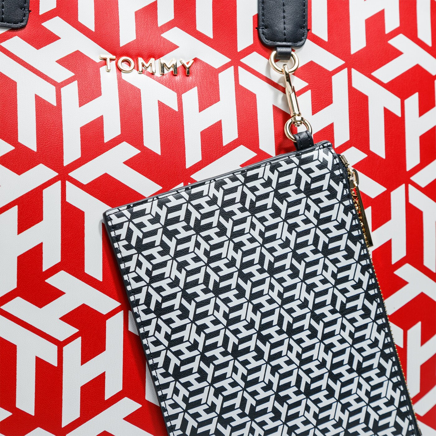 Damska torebka TOMMY HILFIGER TOREBKA ICONIC TOMMY TOTE MONOGRAM aw0aw08624xaf kolor multicolor