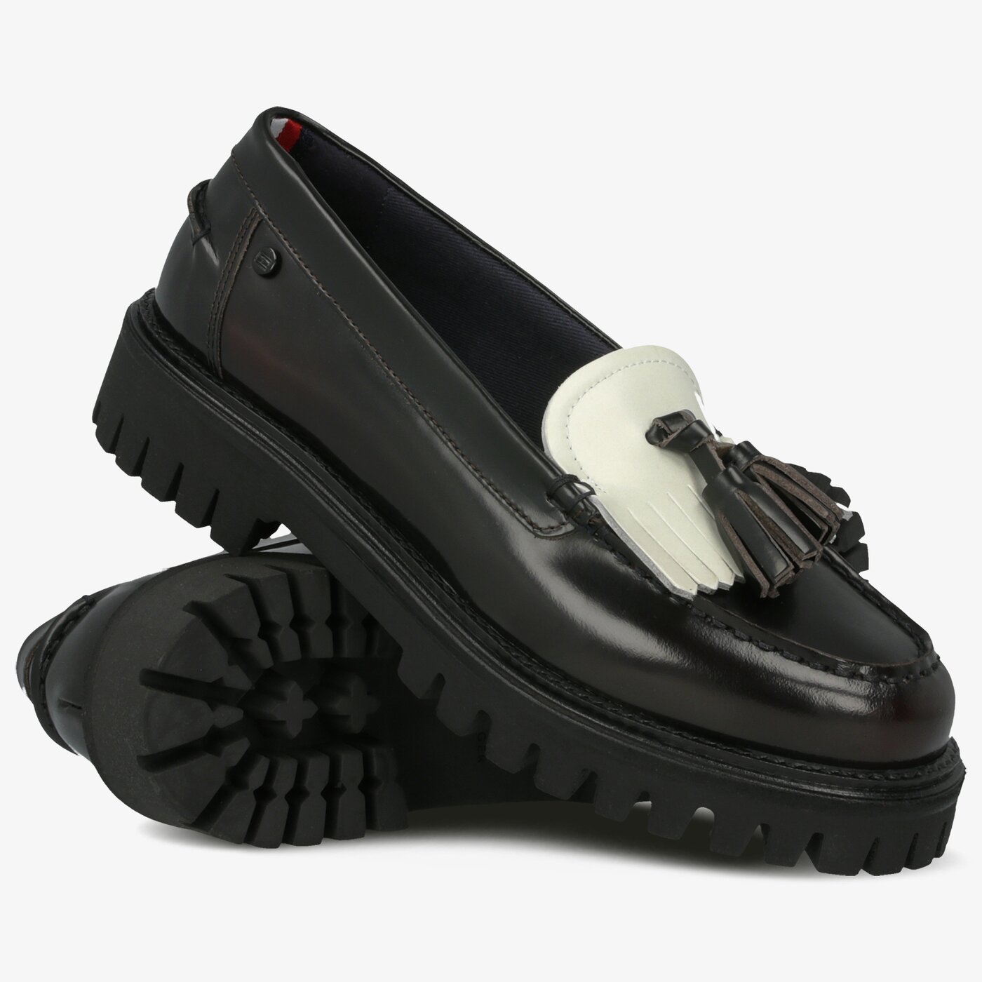 Damskie półbuty TOMMY HILFIGER ICONIC POLISHED LOAFER fw0fw04289020 kolor czarny