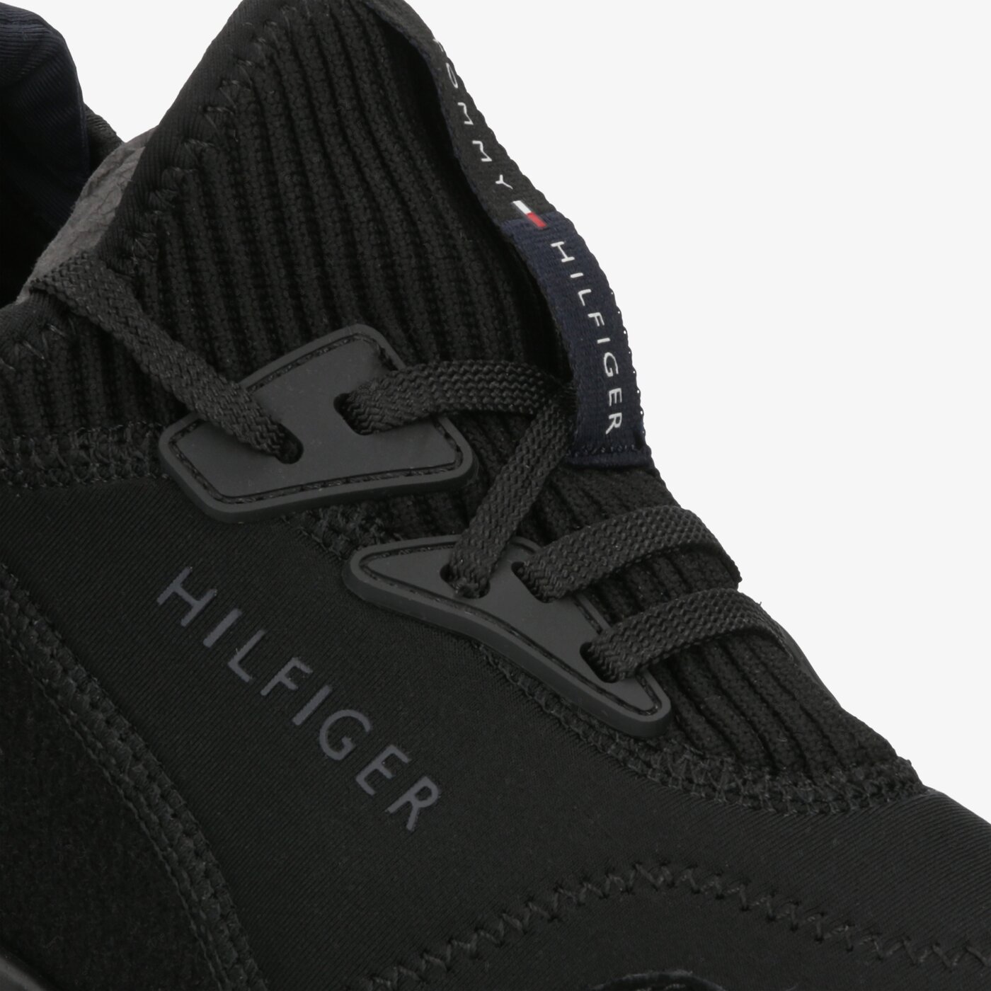 Męskie sneakersy (buty) TOMMY HILFIGER CORPORATE MIX MODERN RUNNER fm0fm02382990 kolor czarny