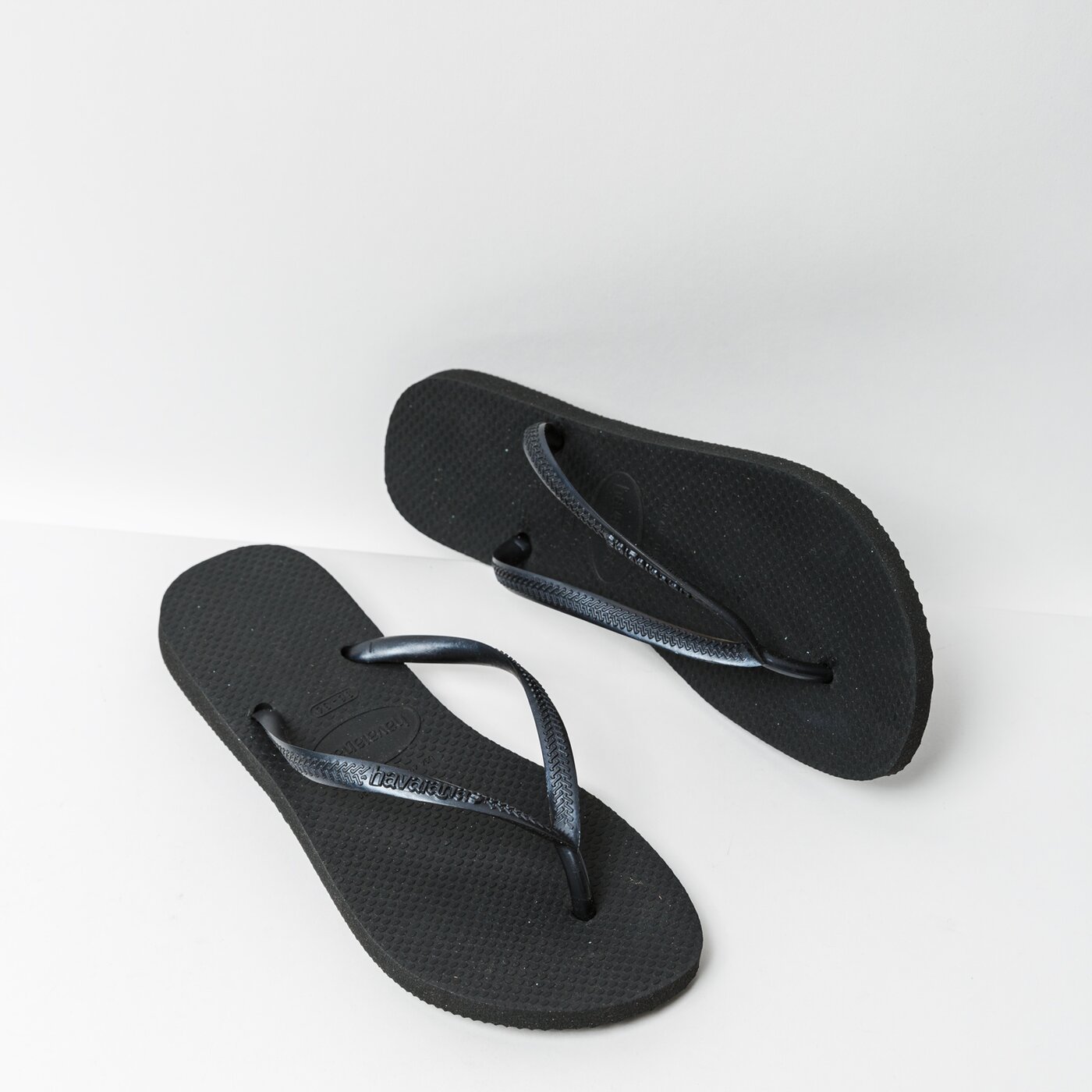 Damskie klapki HAVAIANAS SLIM FLIP FLOPS WOMEN'S  40000300090 kolor czarny