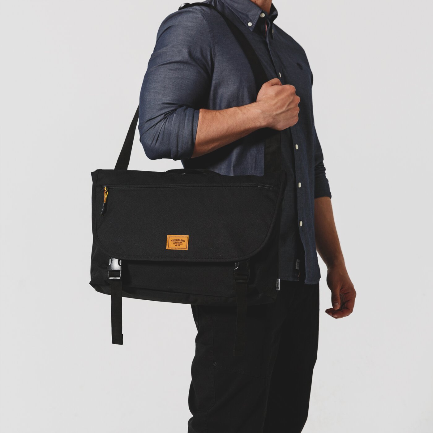 TIMBERLAND TORBA MESSENGER tb0a1cyo0011 kolor czarny