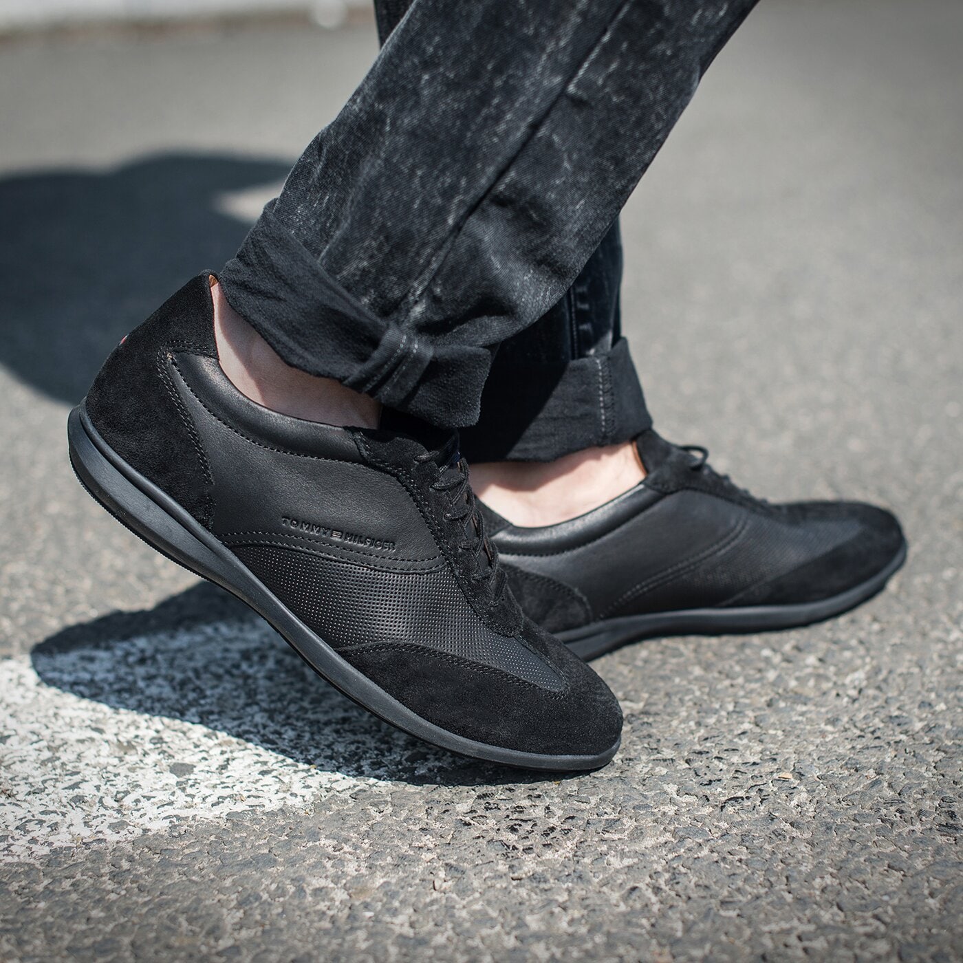 Męskie półbuty TOMMY HILFIGER O2285LIVER 15C fm56820946990 kolor czarny