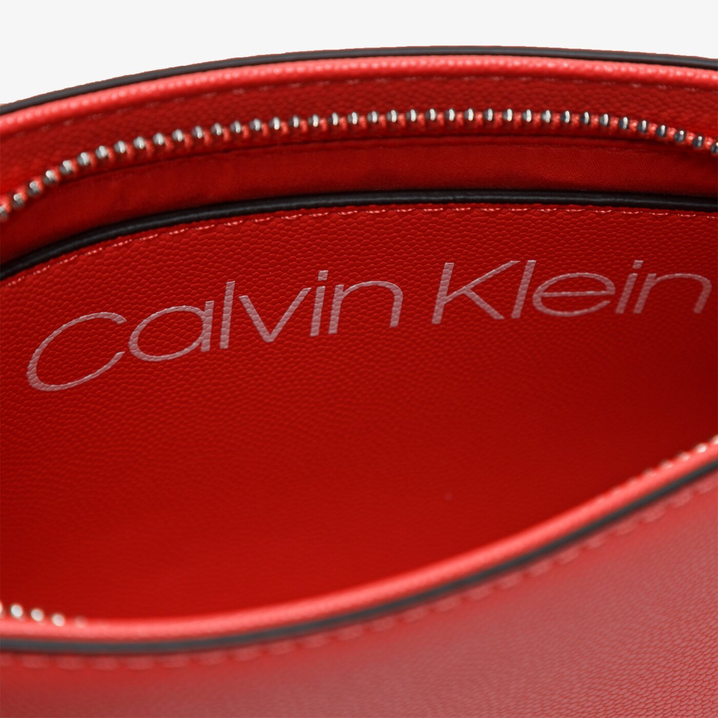 Damska torebka CALVIN KLEIN TOREBKA SIGNATURE EW CROSSBODY k60k606504xa4 kolor różowy