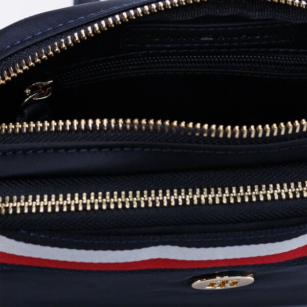 Damska torebka TOMMY HILFIGER TOREBKA POPPY CROSSOVER CORP aw0aw08827cjm kolor granatowy