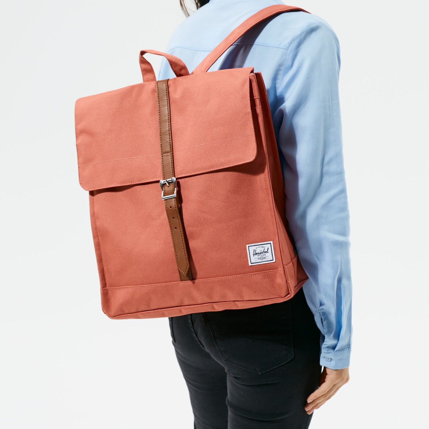 Herschel city mid volume discount