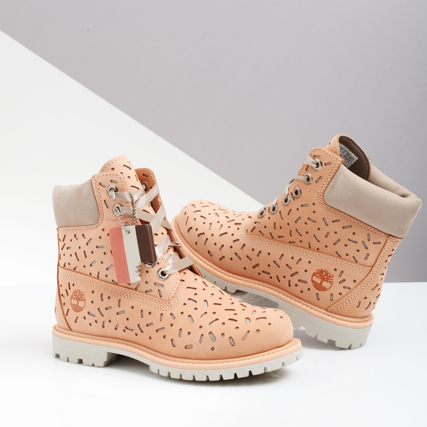 Damskie trapery TIMBERLAND PREMIUM 6 INCH BOOT ICE CREAM  tb0a21jvt491 kolor pomarańczowy