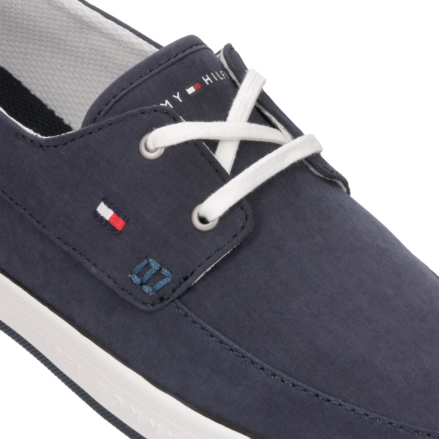 Męskie trampki TOMMY HILFIGER HOWELL 13D fm0fm02205403 kolor granatowy