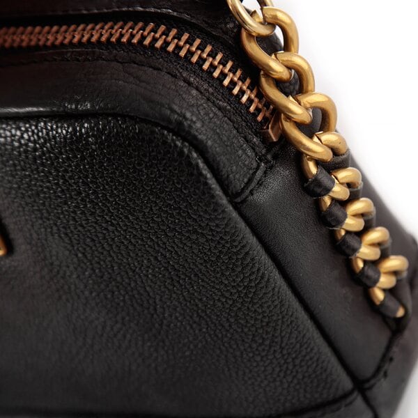 TOMMY HILFIGER TORBA CAS SEATTLE EW CROSSOVER bw56927395990 kolor czarny
