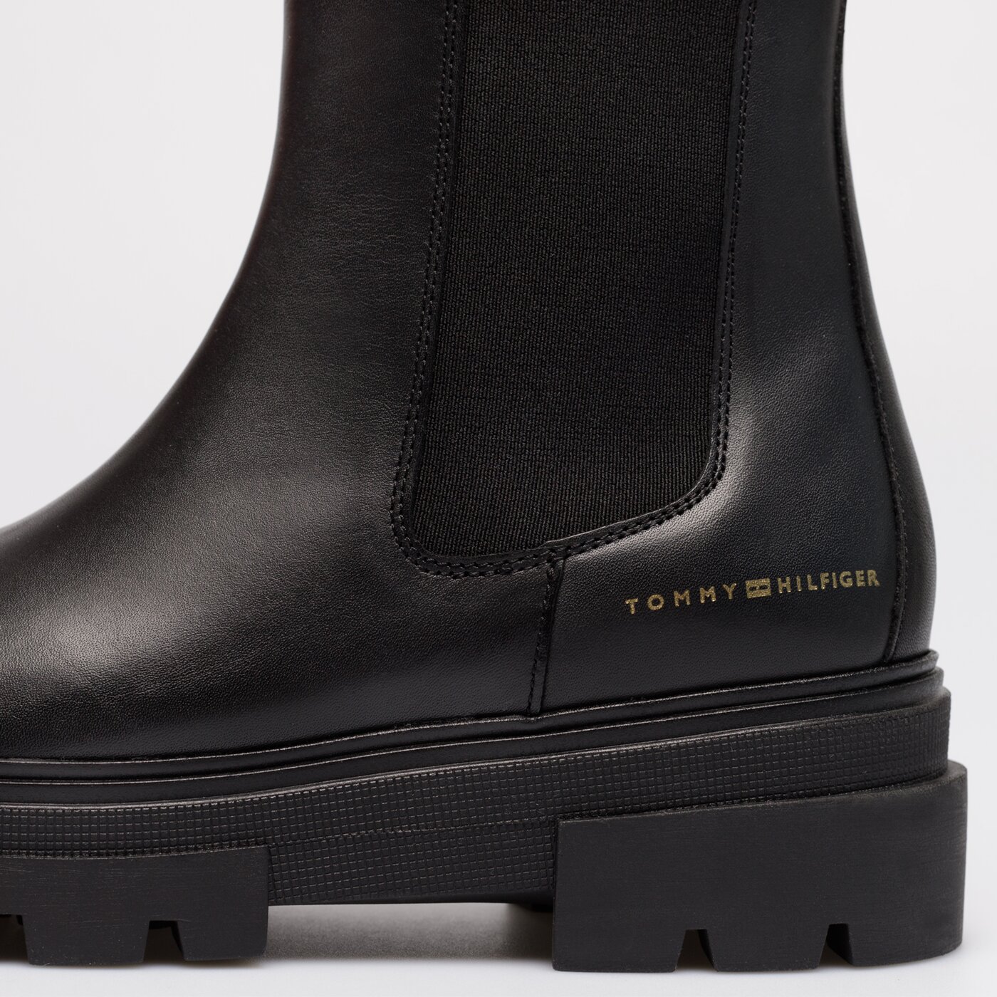 tommy hilfiger monochromatic chelsea boot
