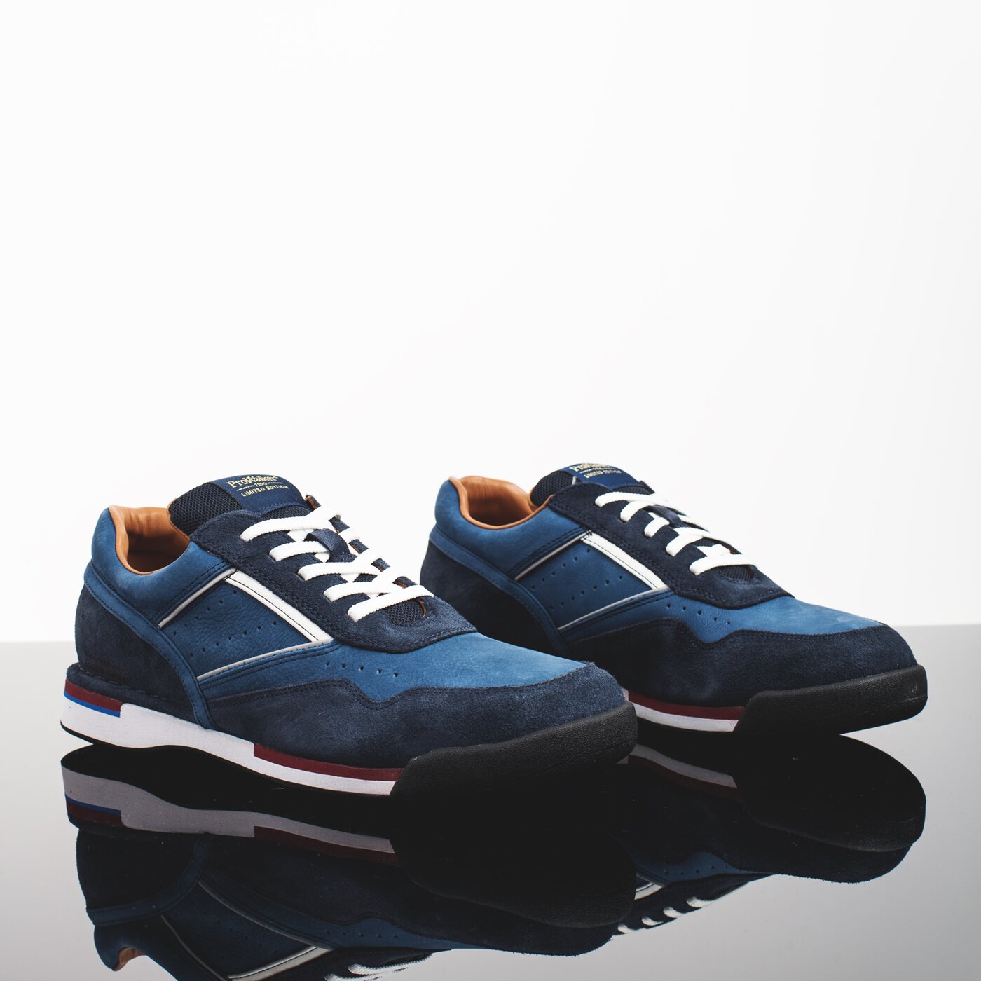 Męskie sneakersy (buty) ROCKPORT WALKINGCLASSIC LTD M ch4110 kolor granatowy