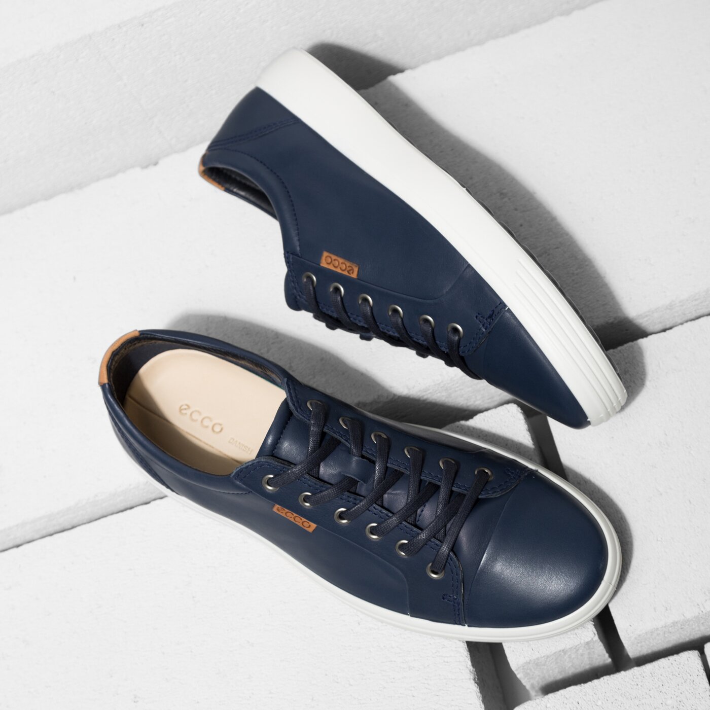 Męskie półbuty ECCO SOFT 7 MEN'S 43000401048 kolor granatowy