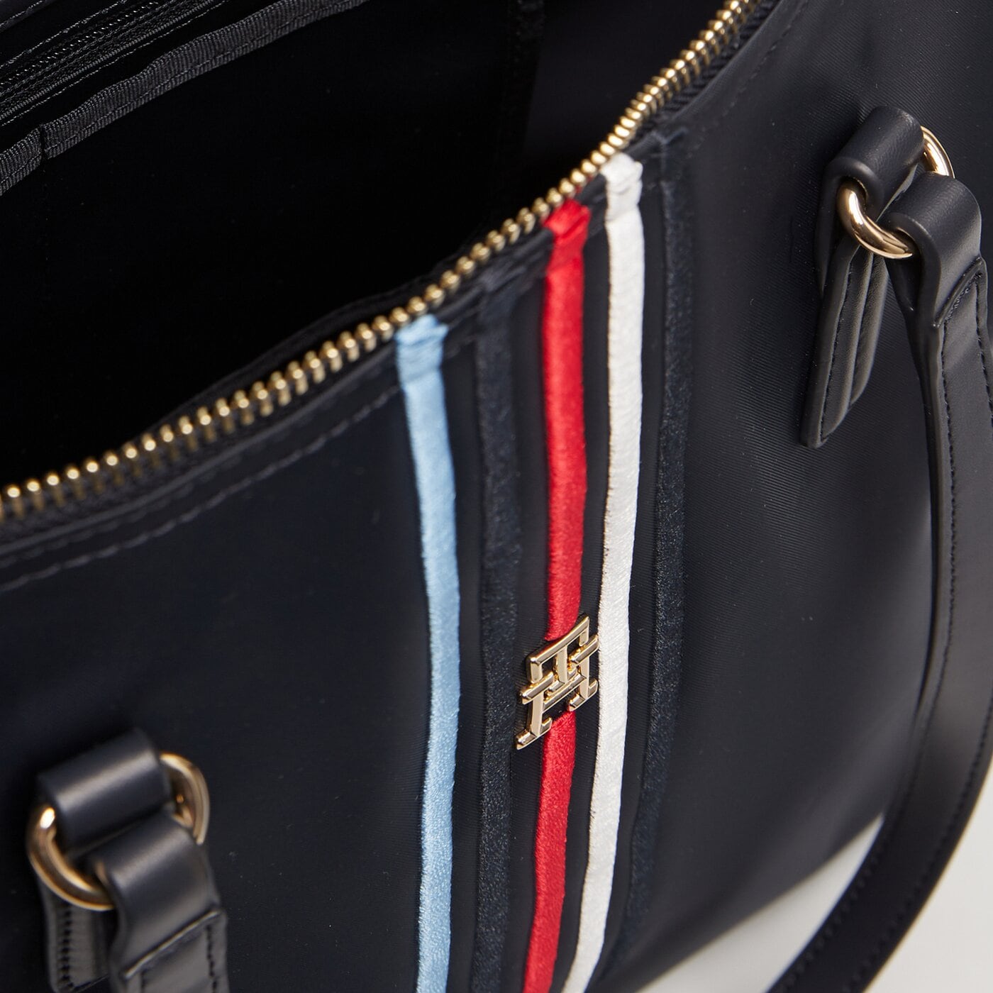 Damska torebka TOMMY HILFIGER TOREBKA POPPY TOTE CORP aw0aw15981dw6 kolor granatowy