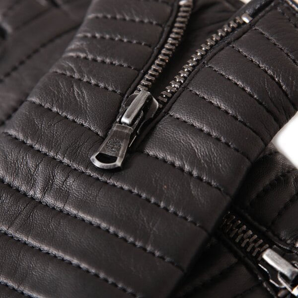 Damski szalik / rękawiczki TIMBERLAND RĘKAWICZKI LEATHER TOUCHSCREEN GLOVE j1093001 kolor czarny