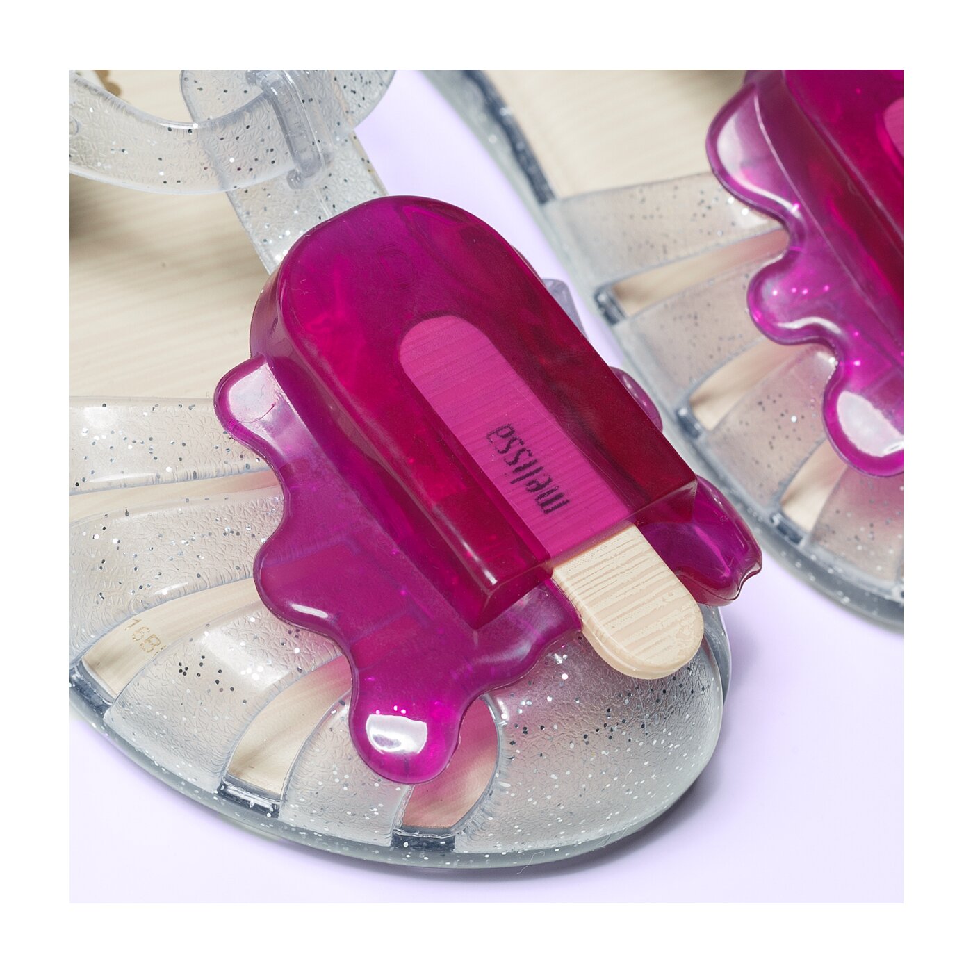 Dziecięce sandały / klapki MELISSA MINI ARANHA VIII BB 3170450490 kolor biały