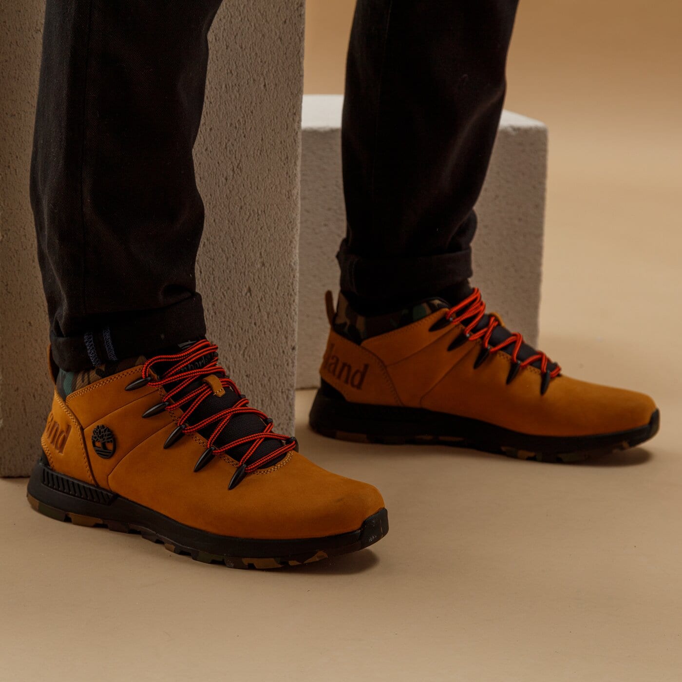 Męskie buty outdoor (trekkingowe) TIMBERLAND SPRINT TREKKER MID tb0a2ezq2311 kolor żółty