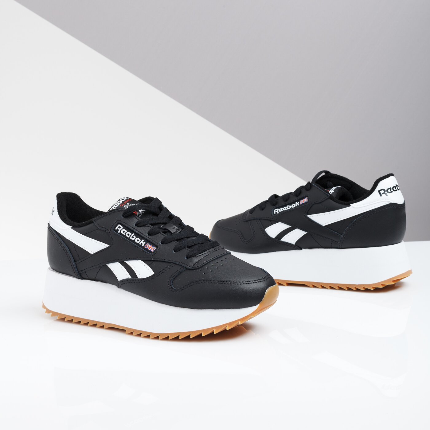 Damskie sneakersy (buty) REEBOK CL LTHR DOUBLE  dv3631 kolor czarny