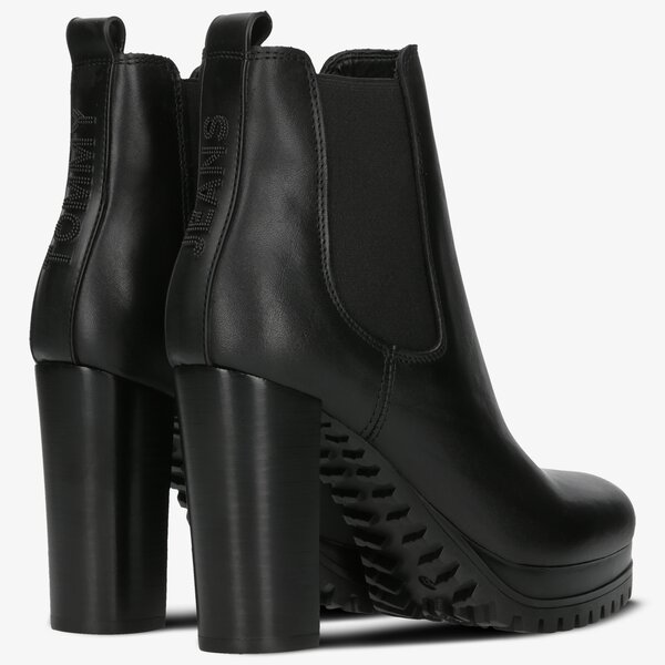 Damskie botki / sztyblety TOMMY HILFIGER PIN LOGO HEELED CHELSEA BOOT en0en00686bds kolor czarny
