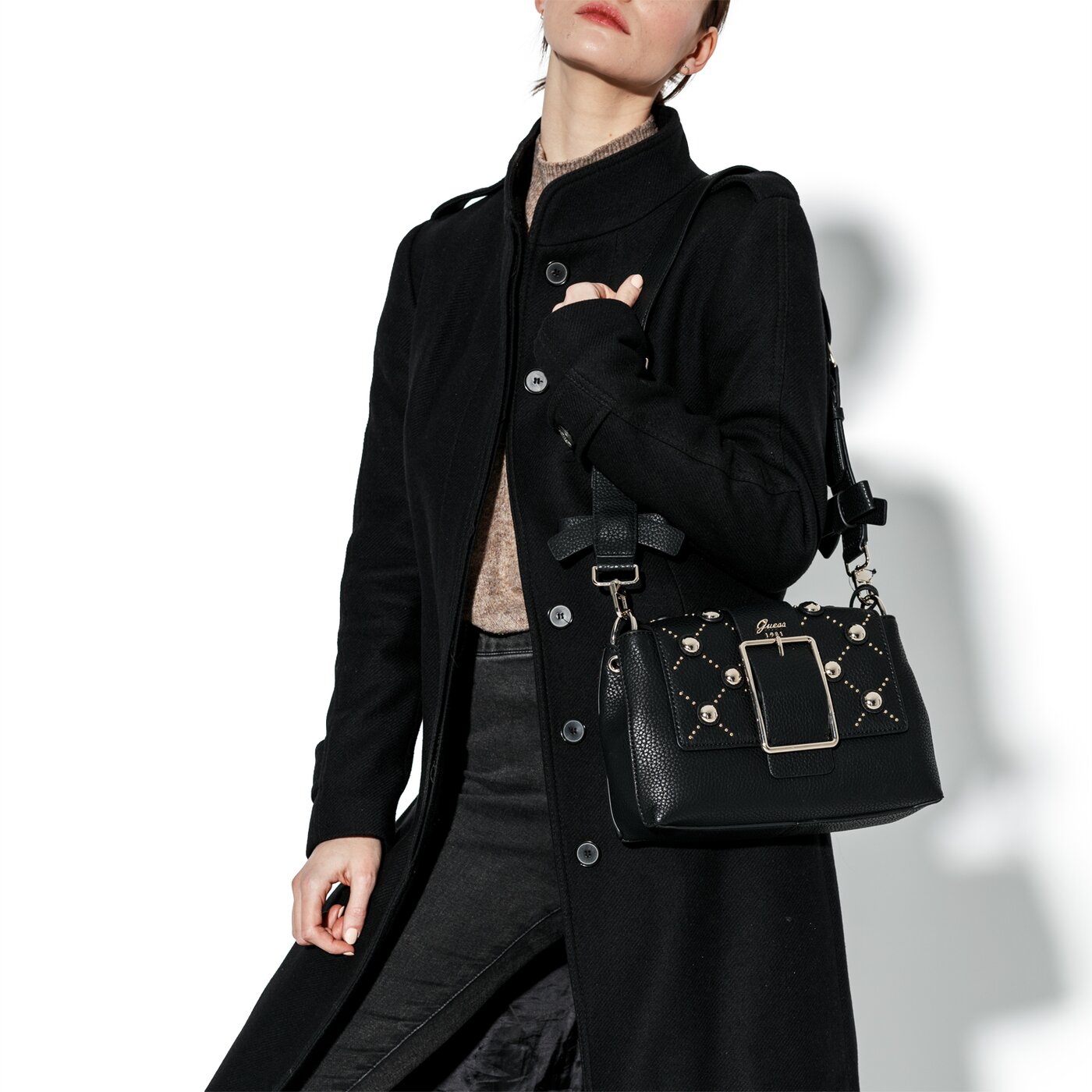guess caroline shoulder bag