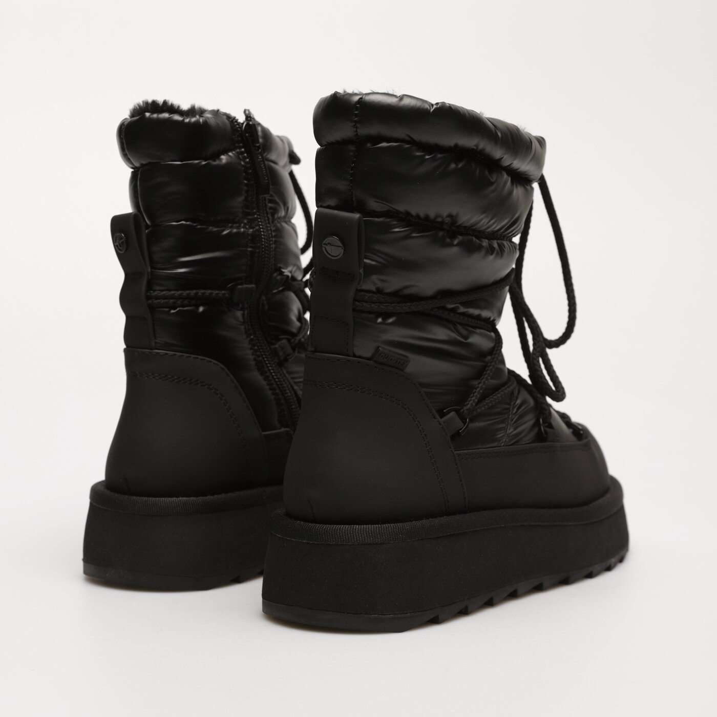 Damskie śniegowce TAMARIS ESSENTIALS 1-26836-41 007 kolor czarny