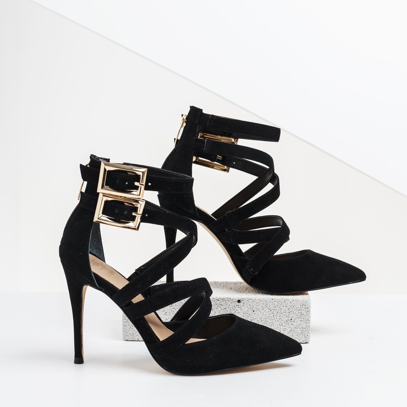 Damskie szpilki / czółenka GUESS OFELIE fl5ofesue08black kolor czarny