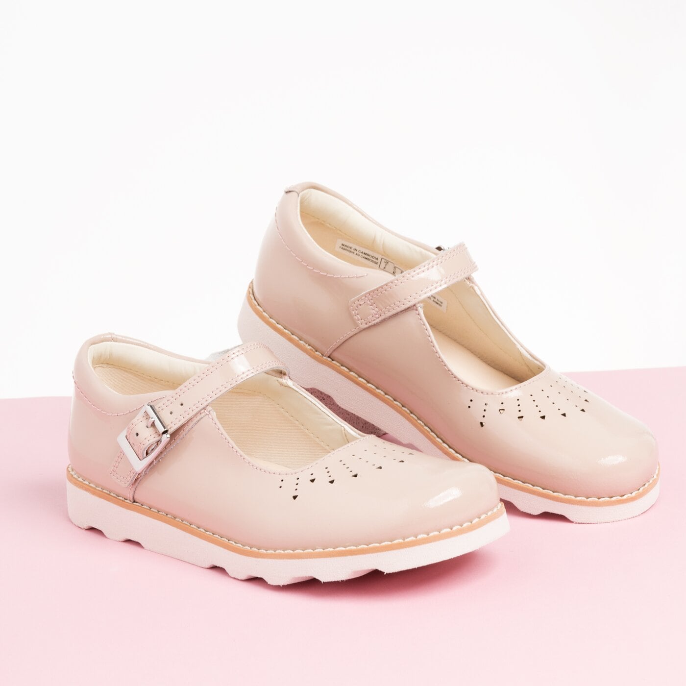 Dziecięce sandały / klapki CLARKS CROWN JUMP K 26141116 kolor beżowy