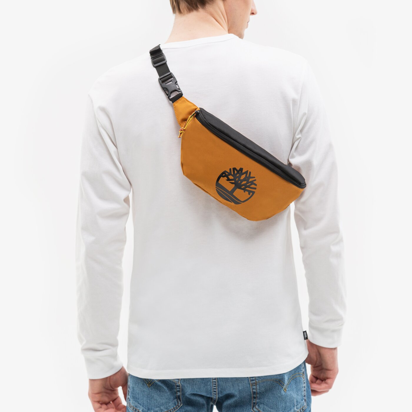 Damska nerka / saszetka TIMBERLAND TOREBKA THAYER SLING tb0a2k71p471 kolor brązowy