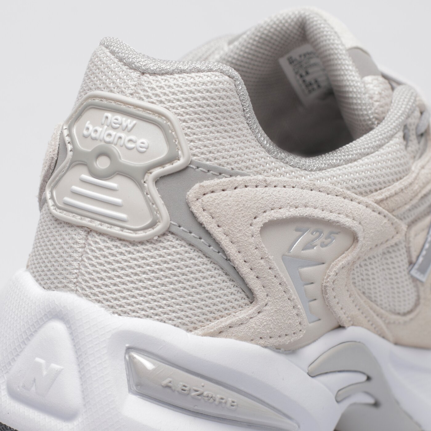 Damskie sneakersy (buty) NEW BALANCE 725  ml725g kolor beżowy