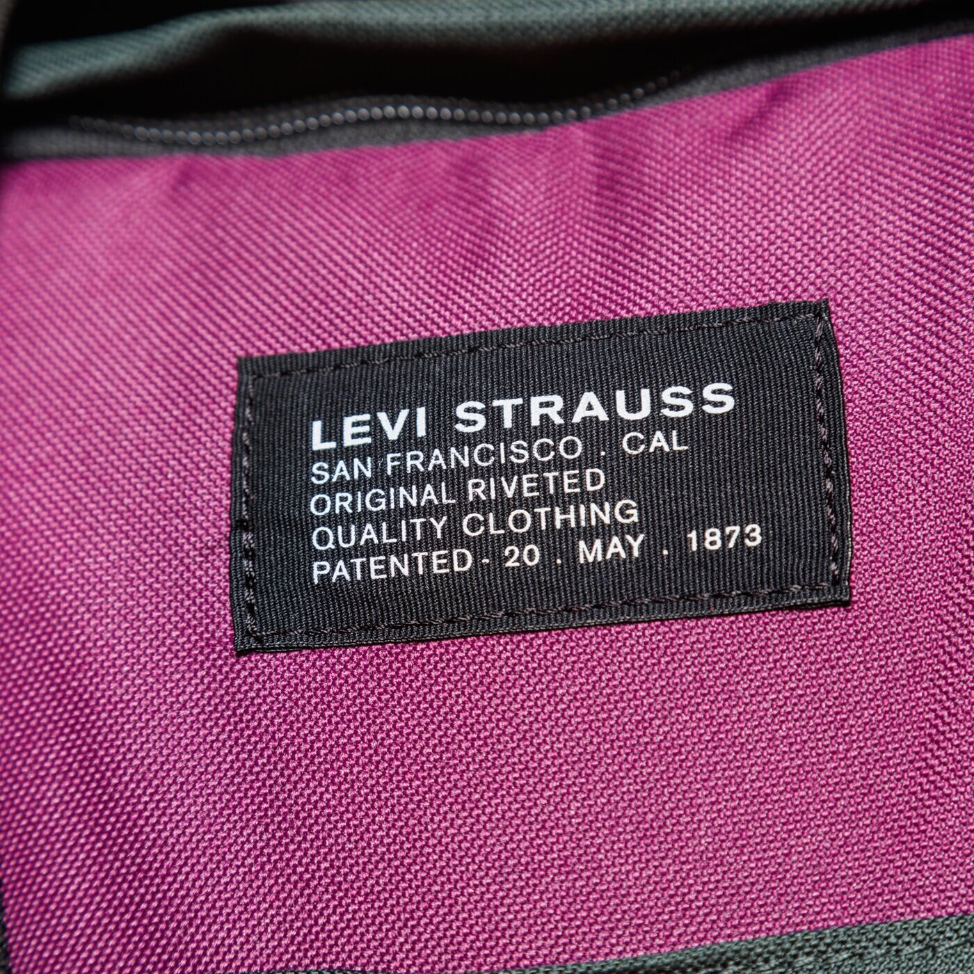 Damski plecak LEVI'S PLECAK L PACK 2.0 d5464-0001 kolor multicolor