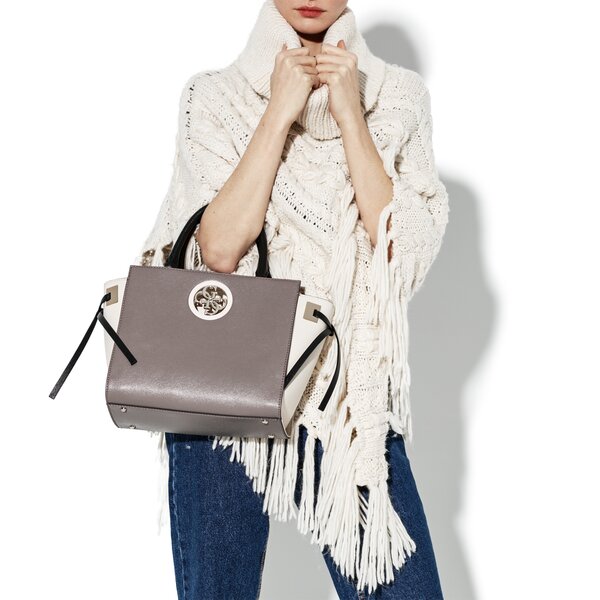 Damska torebka GUESS TOREBKA OPEN ROAD SOCIETY SATCHEL hwvg7186060tmu kolor czarny
