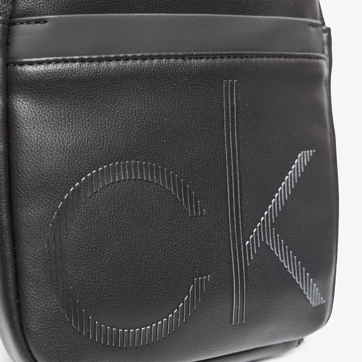 CALVIN KLEIN TORBA CK UP MINI REPORTER k50k504804bds kolor czarny