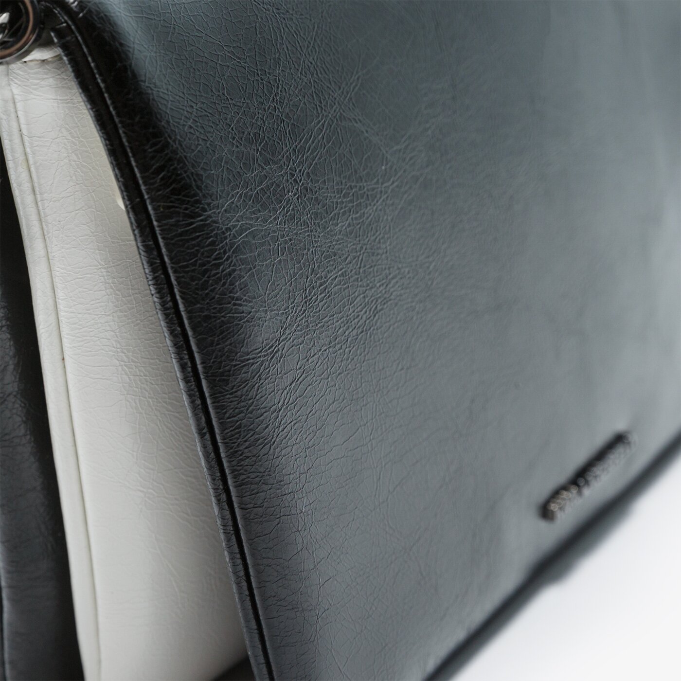 Damska torebka KARL LAGERFELD TOREBKA BAUHAUS TRIPLE 201w3233998 kolor czarny