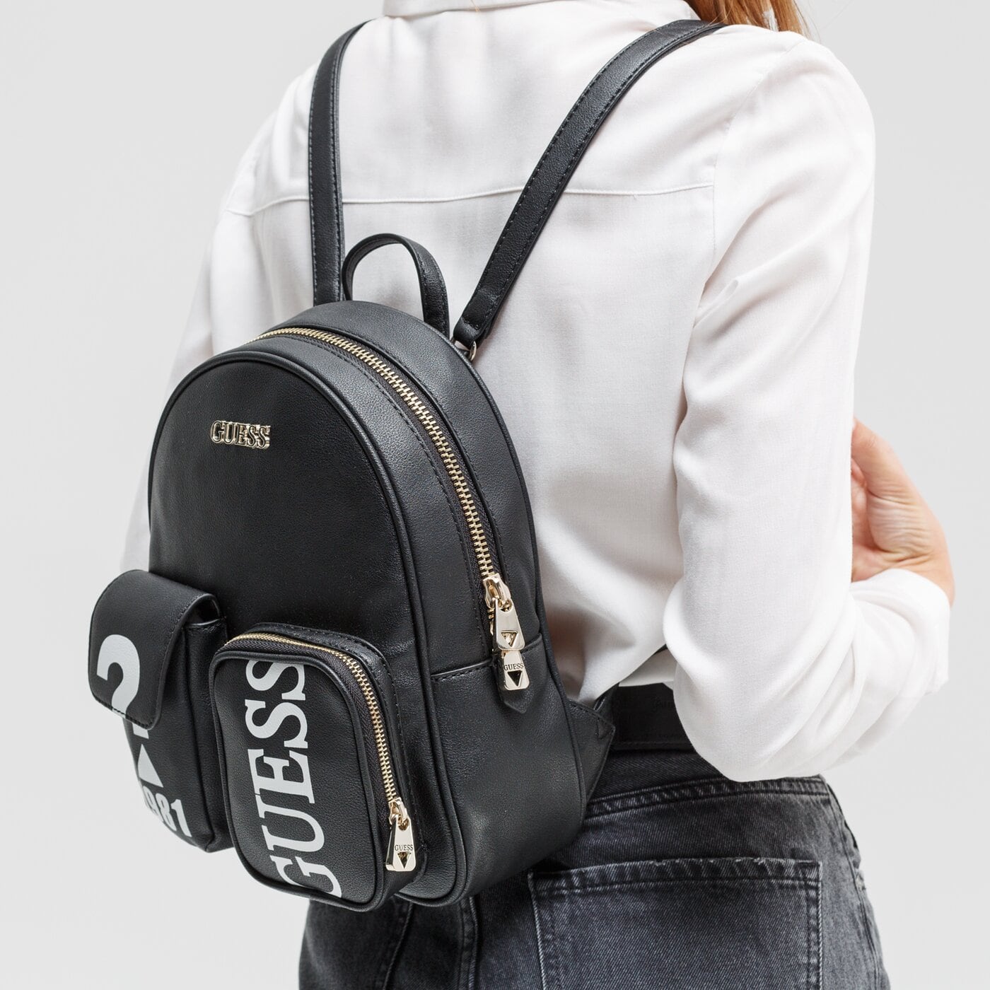 Damski plecak GUESS PLECAK UTILITY VIBE BACKPACK hwvq7751320bla kolor czerwony