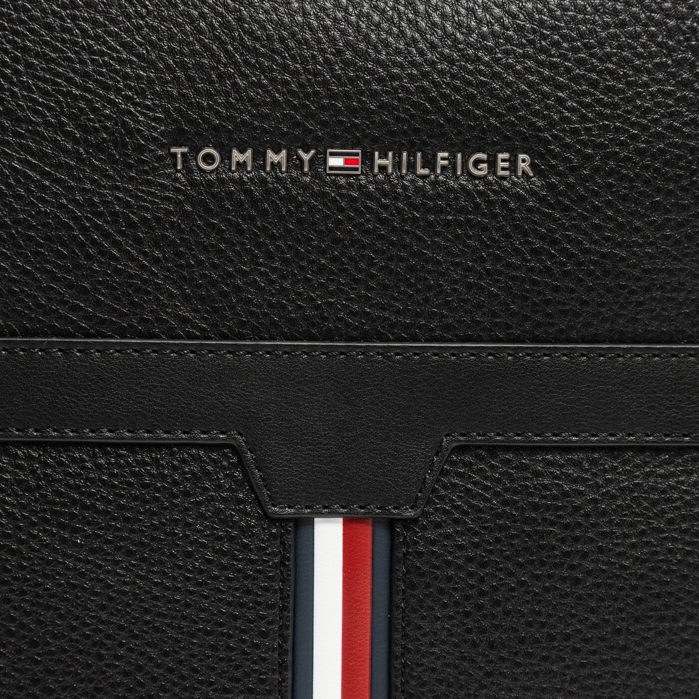 Męska nerka / saszetka TOMMY HILFIGER TOREBKA TH DOWNTOWN REPORTER am0am08690bds kolor czarny