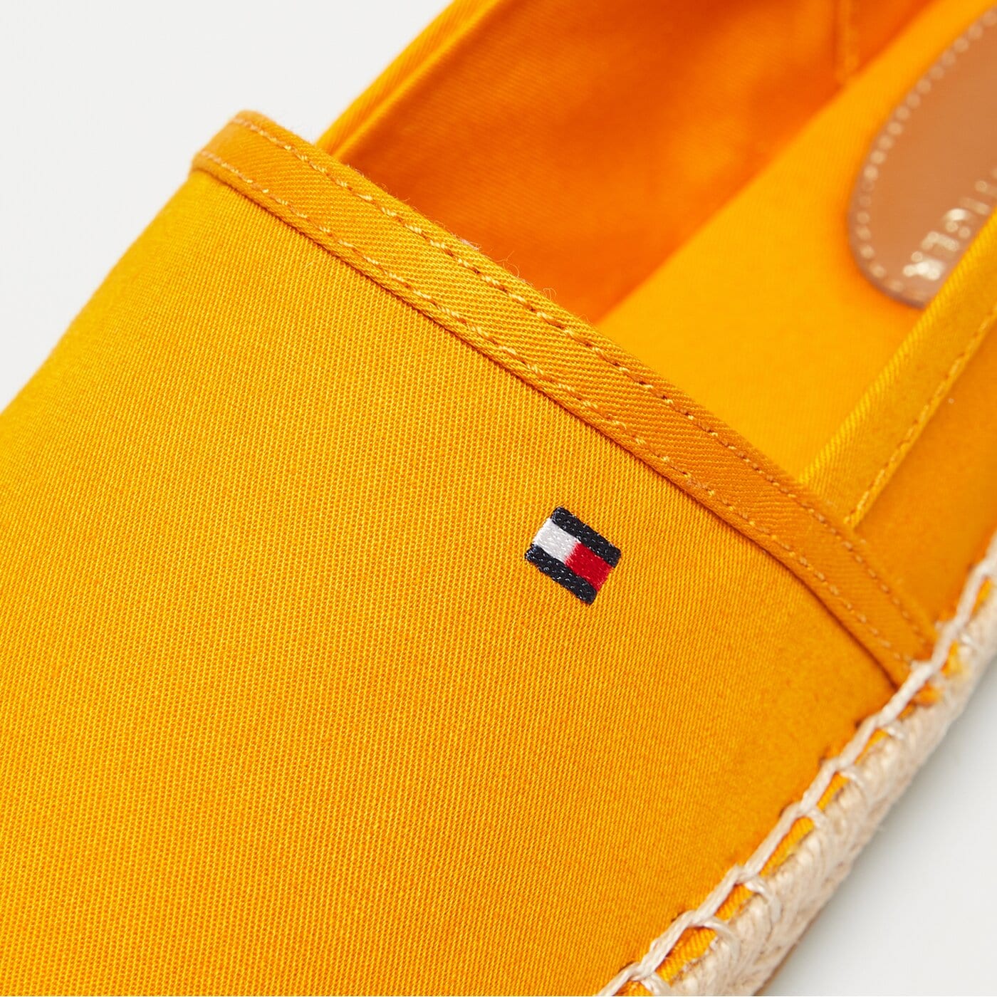 Damskie espadryle TOMMY HILFIGER BASIC TOMMY FLAT ESPADRILLE fw0fw06497sg3 kolor pomarańczowy
