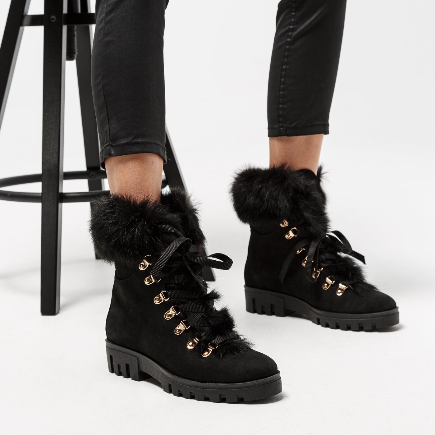 Damskie botki / sztyblety SYMBIOSIS SO FLUFFY  sywc219012 kolor czarny